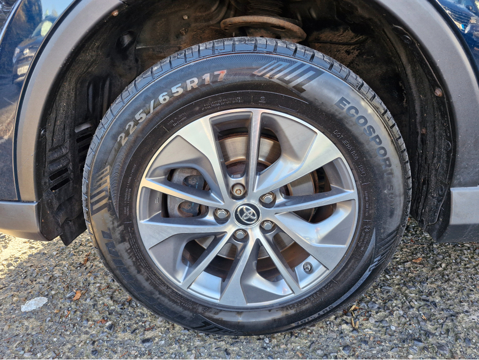 2018 Toyota Rav4 ICON 2.5 VVT-I PETROL HYBRID AUTOMATIC NCT 11/27 FINANCE AVAILABLE @ €90 PER WEEK TOUCH SCREEN MEDIA/ REVERSE CAMERA/  BLUETOOTH/ HISTORY CHECKED €19,900