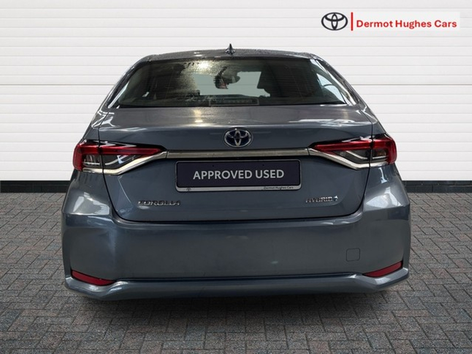 2024 Toyota Corolla LUNA SALOON 4DR AUTO €27,950