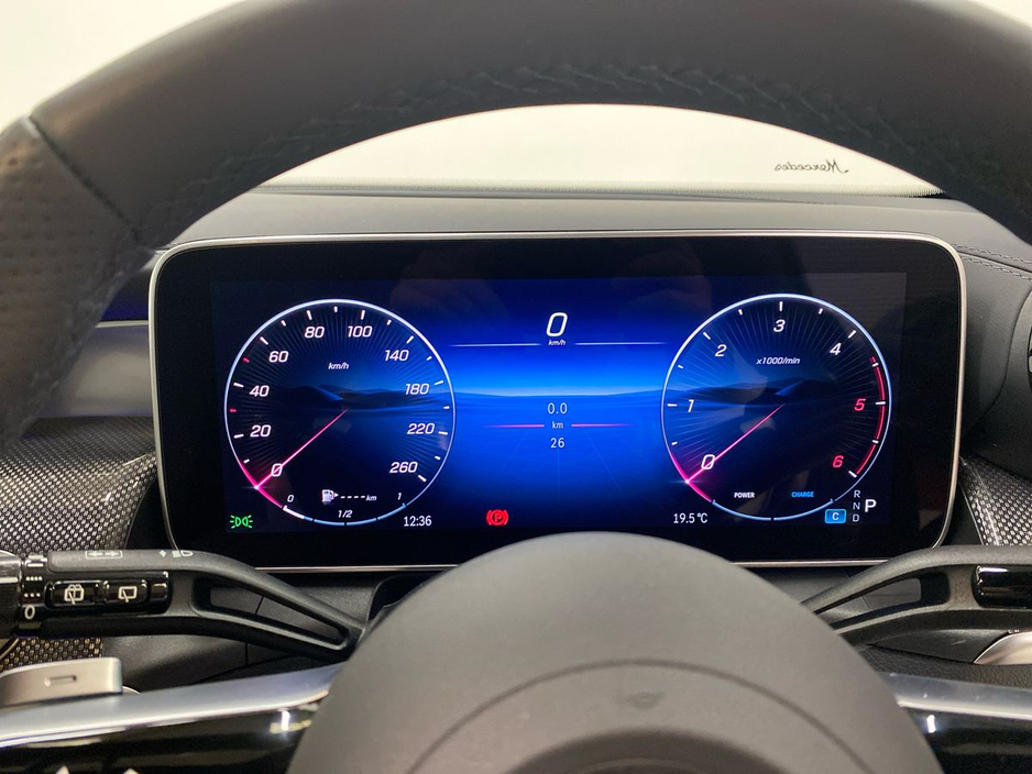 2026 Mercedes-Benz GLC Class - image 8