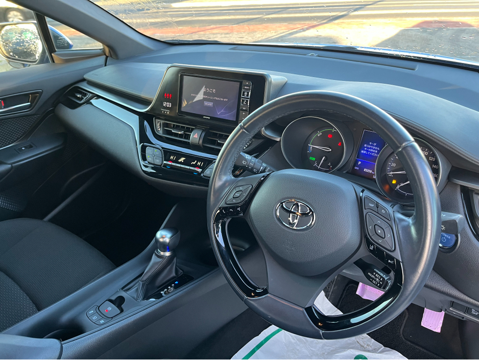 2018 Toyota C-HR 1.8 HUBRID AUTO LOW KMS €17,450