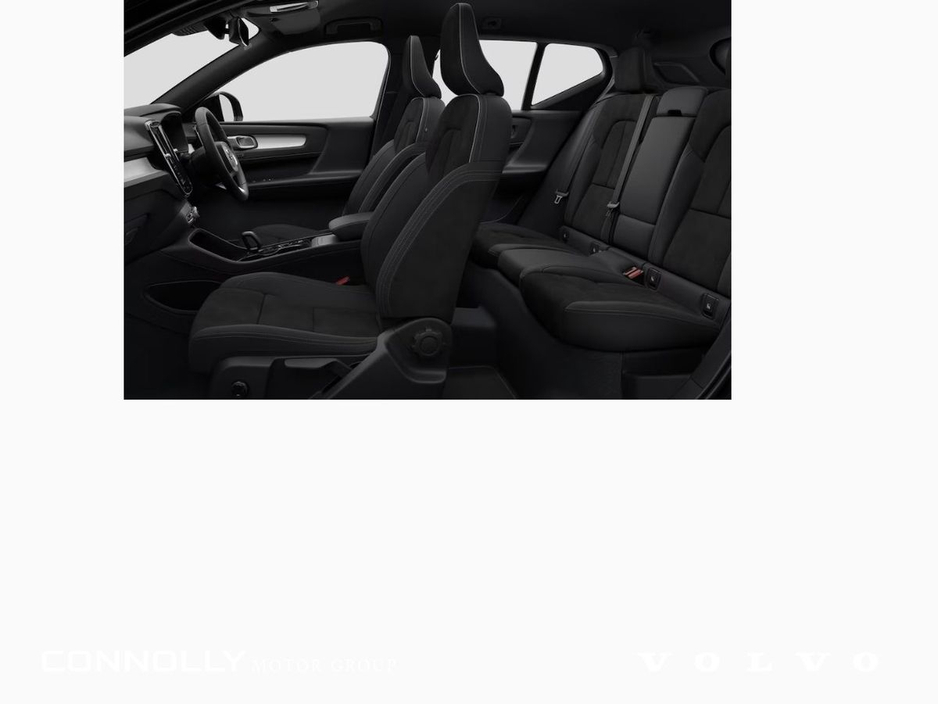 2026 Volvo XC40 - image 9