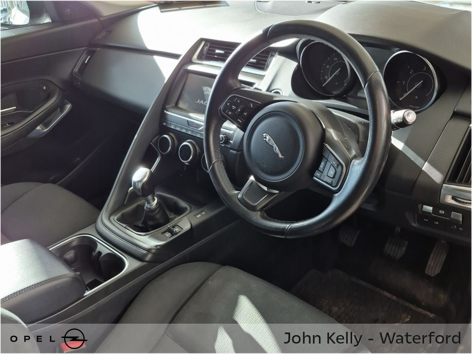 2019 Jaguar E-Pace 2.0D - 150 PS FWD €19,895