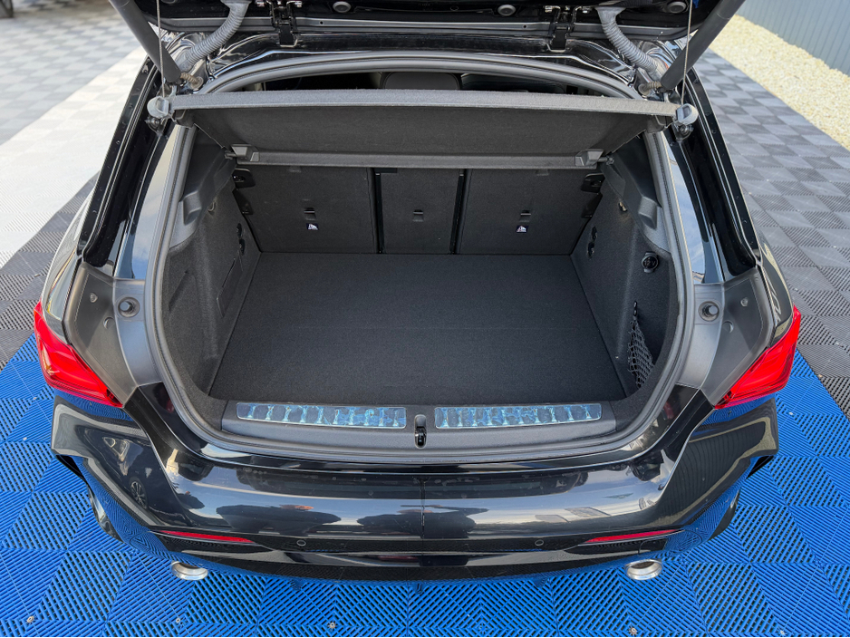 2021 BMW 1 Series - image 35