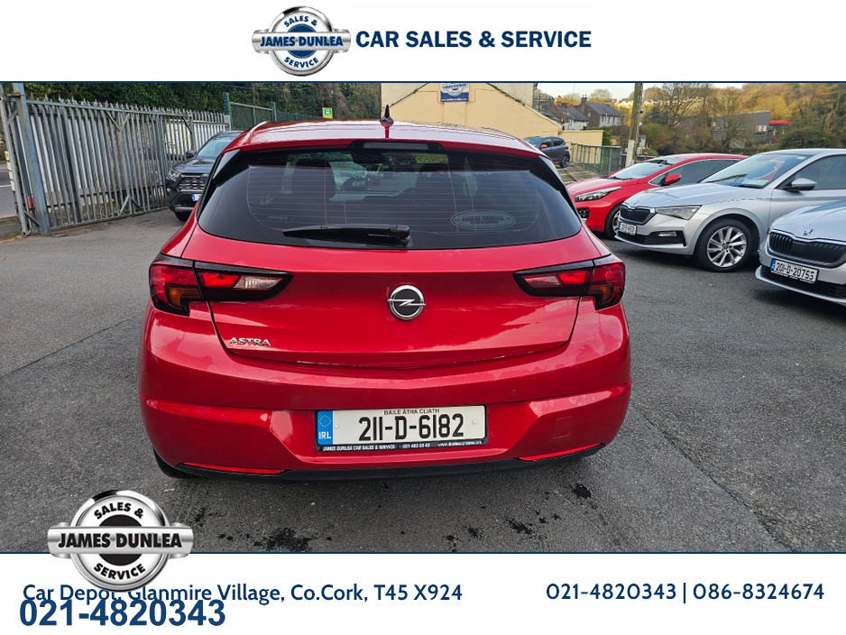 2021 Opel Astra - image 4