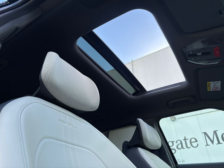 2026 Kia EV3 - image 28