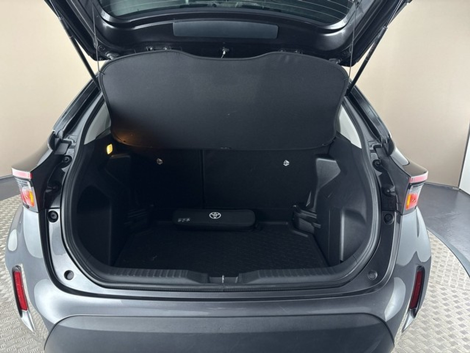 2023 Toyota Yaris Cross HYBRID LUNA €27,950