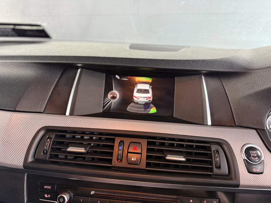 2016 BMW 5 Series - image 28