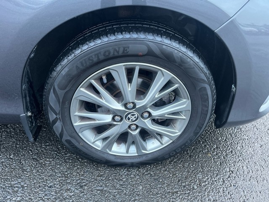 2019 Toyota Yaris 1.0 5DR LUNA