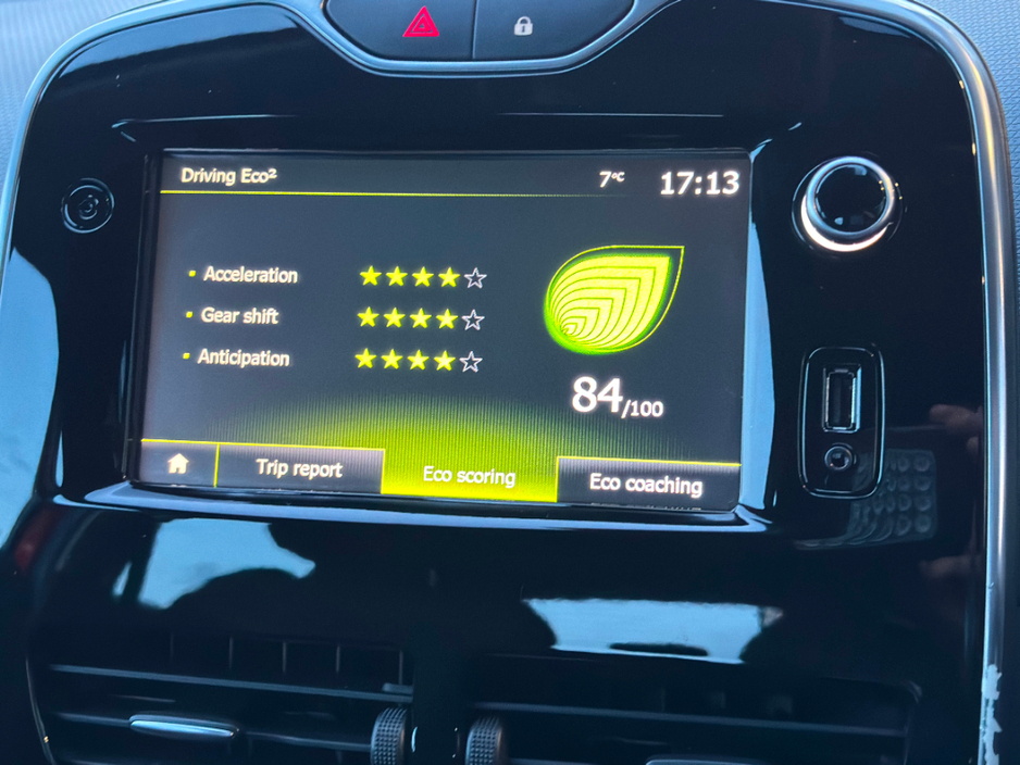 2016 Renault Clio 1.2i Dynamique Nav 5 Door €8,995