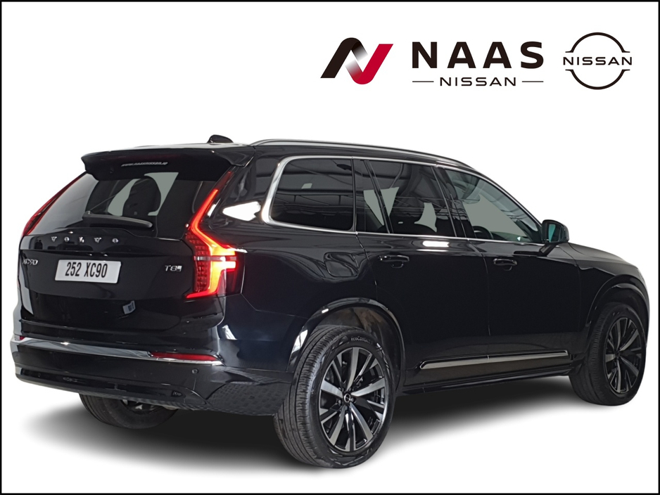 2025 Volvo XC90 - image 4