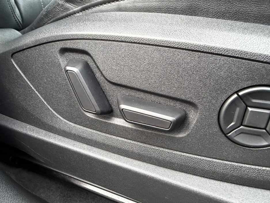 2023 Audi e-tron - image 30