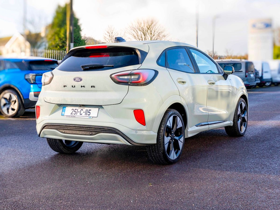 2025 Ford Puma 2025 Ford Puma,Petrol Hybrid 1.0L EcoBoost Hybrid 125PS ST-Line