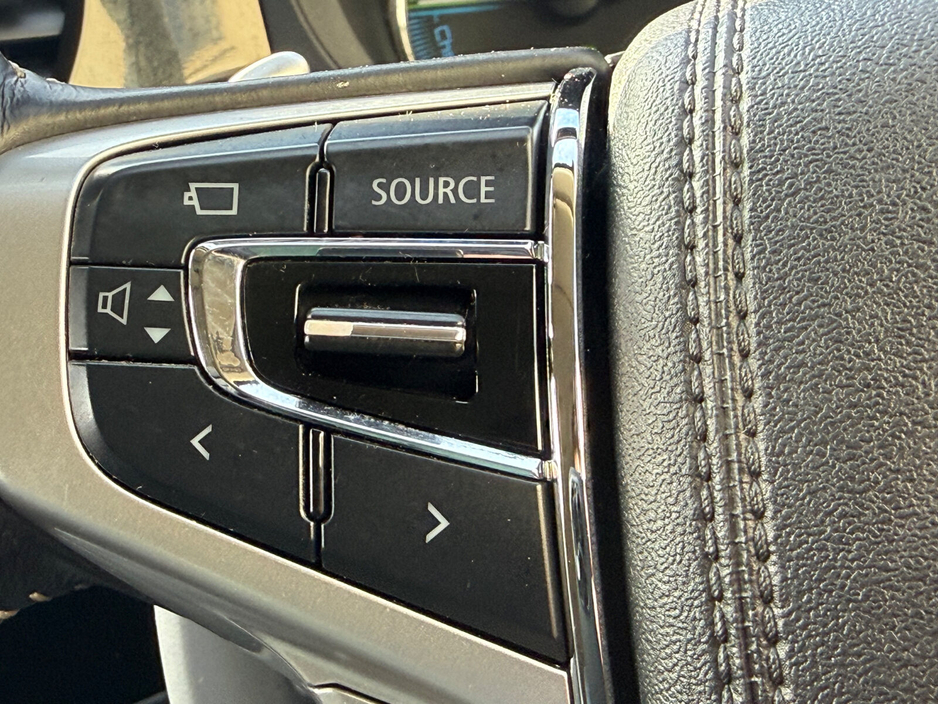 2018 Mitsubishi Outlander - image 22