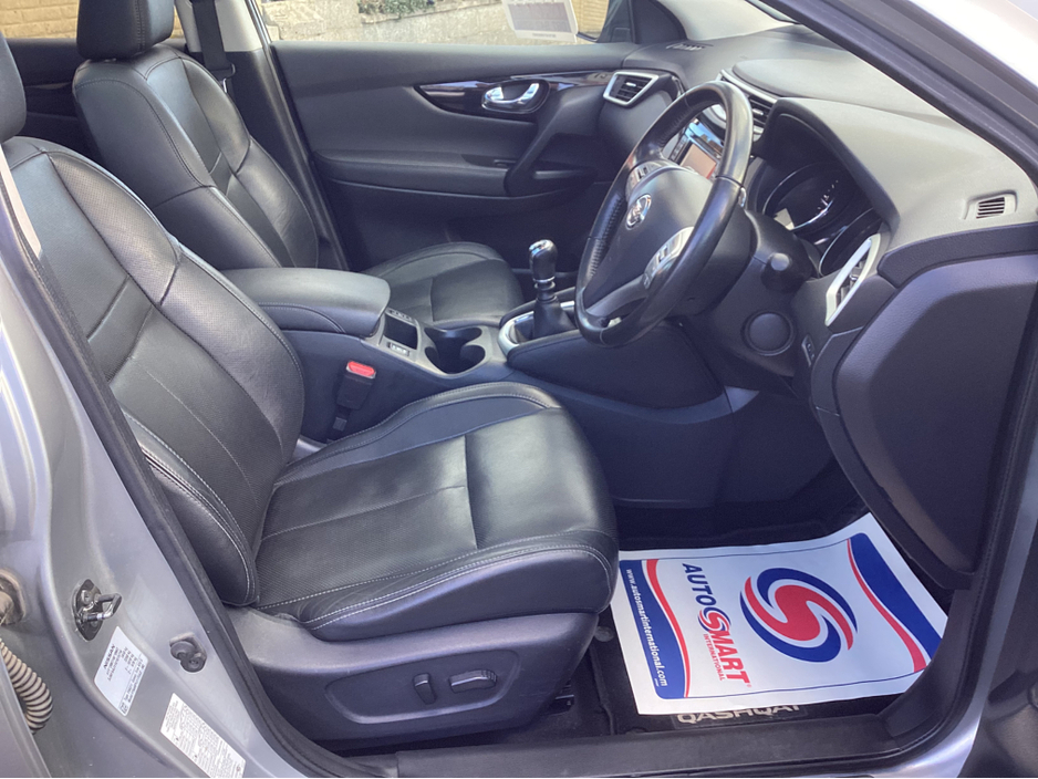 2016 Nissan Qashqai - image 10