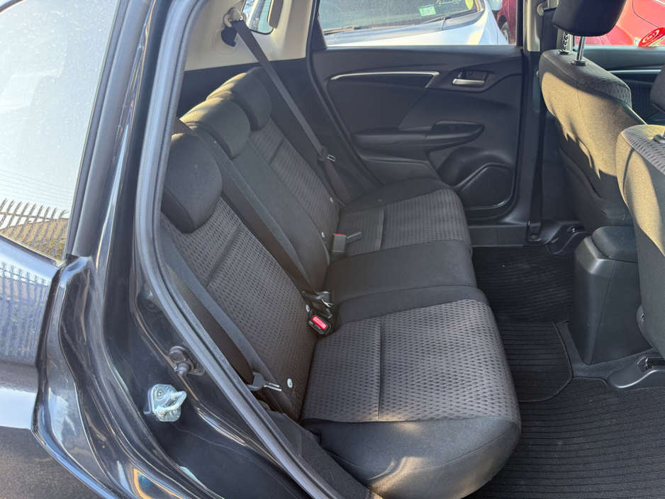 2018 Honda Fit - image 21