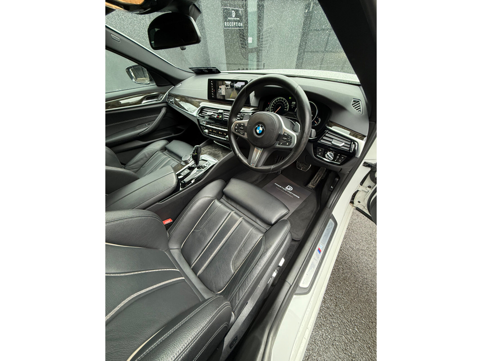 2017 BMW 5 Series  €27,995