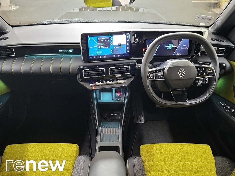2025 Renault 5 - image 2
