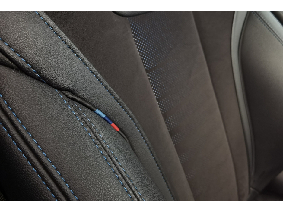 2023 BMW i4 - image 12