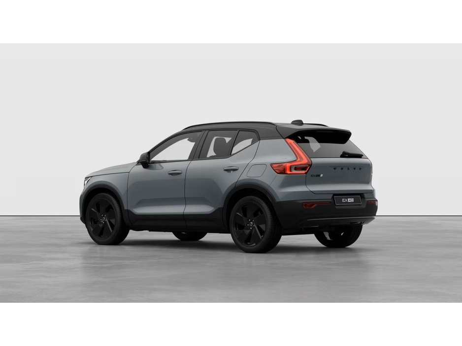2026 Volvo EX40 - image 7