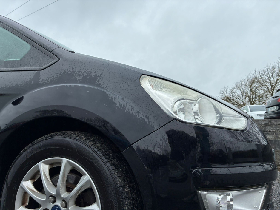 2008 Ford Galaxy - image 18