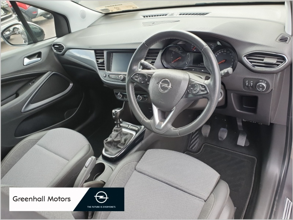 2022 Opel Crossland X - image 7