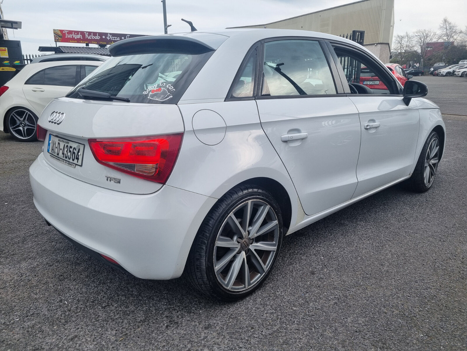 2014 Audi A1 - image 16