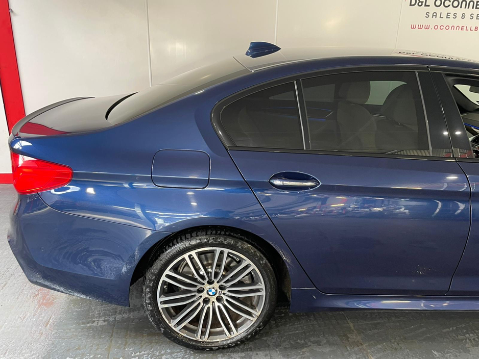 2018 BMW 5 Series - image 11