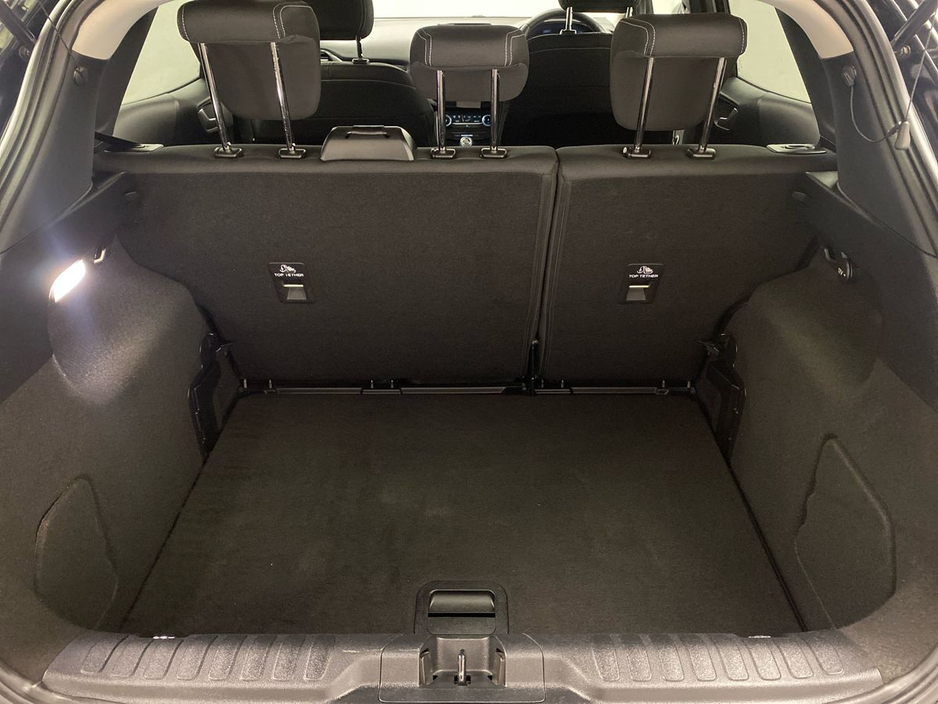 2022 Ford Puma - image 13