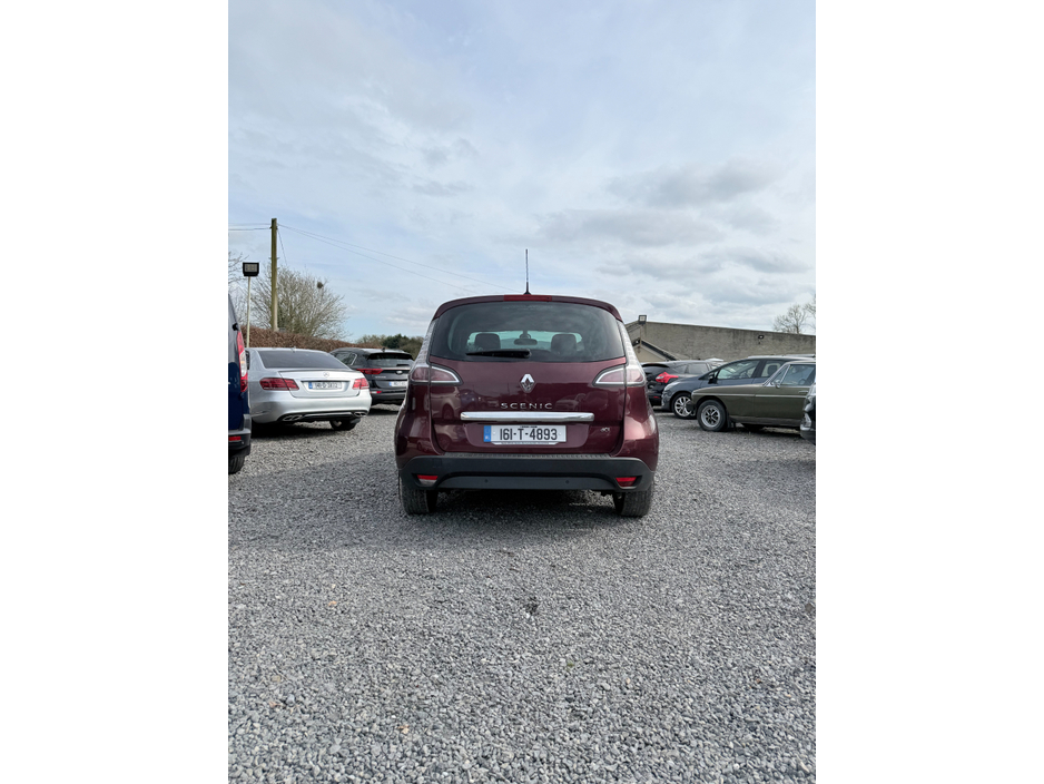 2016 Renault Scenic - image 5