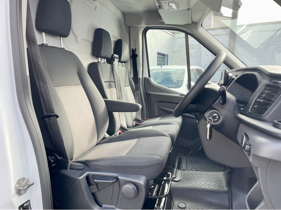 2023 Ford Transit - image 14