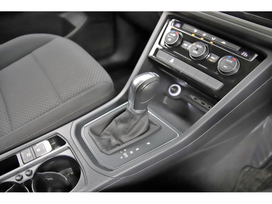 2017 Volkswagen Touran 1.4 TSI DSG COMFORTLINE*REVERSE CAM*CAR PLAY*ANDROID AUTO* €18,890