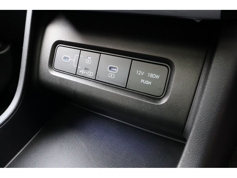 2025 Hyundai Tucson - image 14