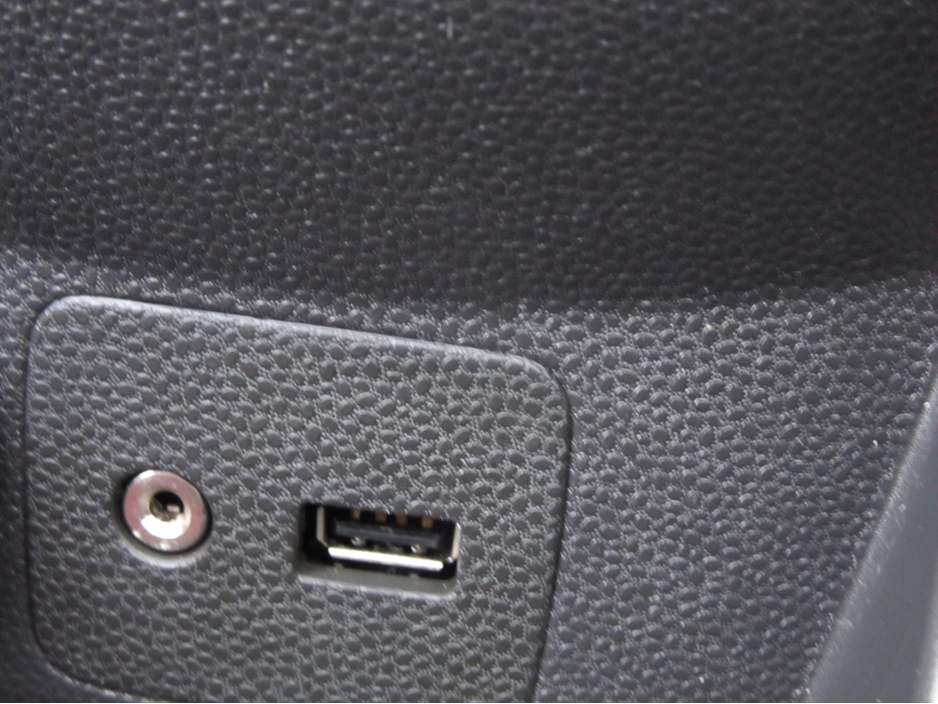 2015 Ford Fiesta MCA ZETEC 1.25 60PS M5 5DR WITH FSH €9,950