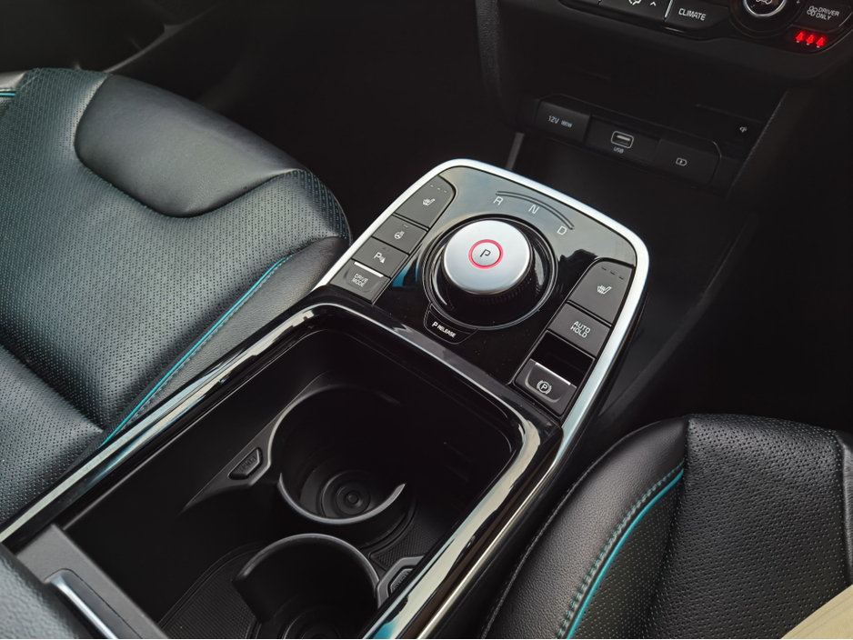 2022 Kia Niro 64KWH E-NIRO MY22 - FINANCE AVAILABLE - CALL US TODAY ON 01 492 6566 OR 087-092 5525 €19,950