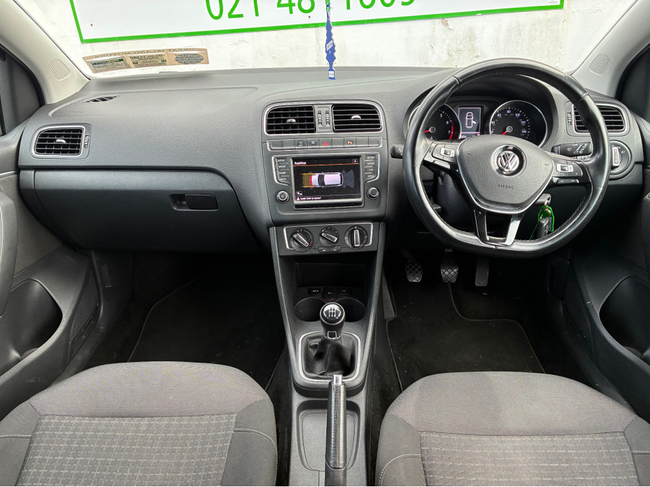 2016 Volkswagen Polo - image 11
