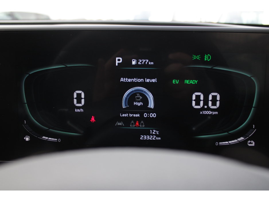 2023 Kia Sportage - image 11