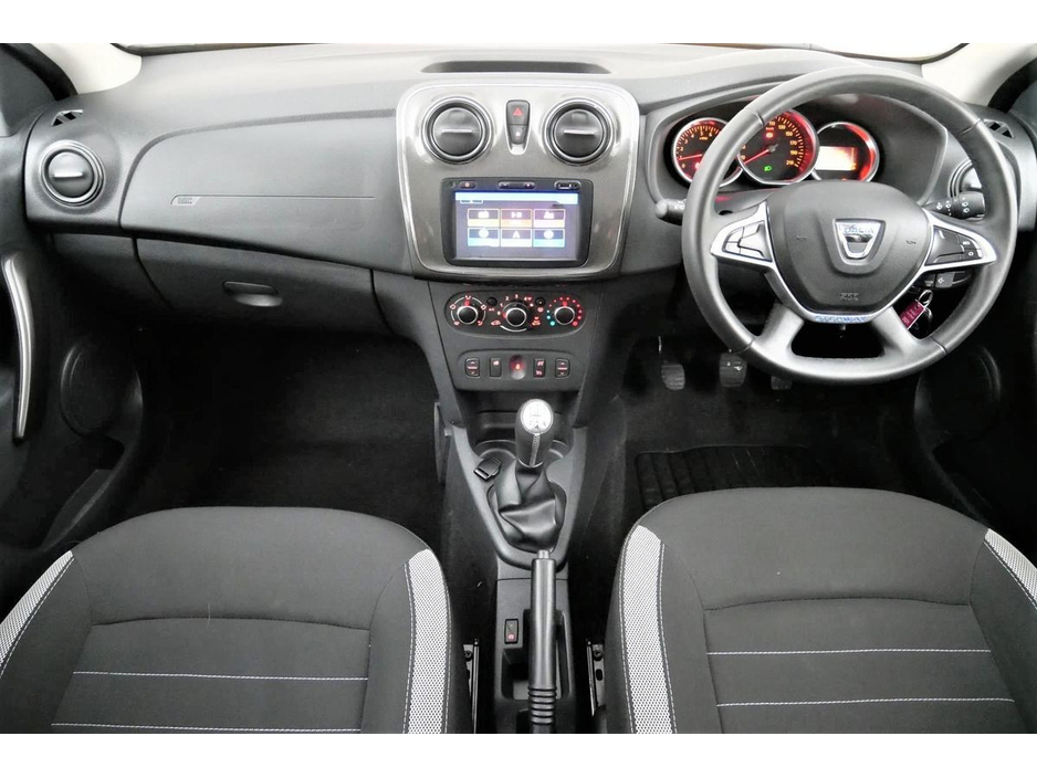 2017 Dacia Sandero Stepway - image 13