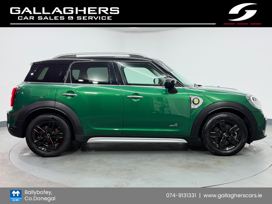 2022 MINI Countryman (221) COUNTRYMAN E ALL4 CLA CLASSIC €32,995