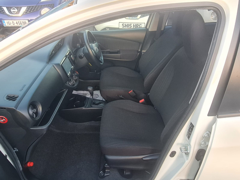 2018 Toyota Vitz - image 15