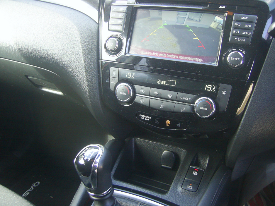 2018 Nissan Qashqai - image 10