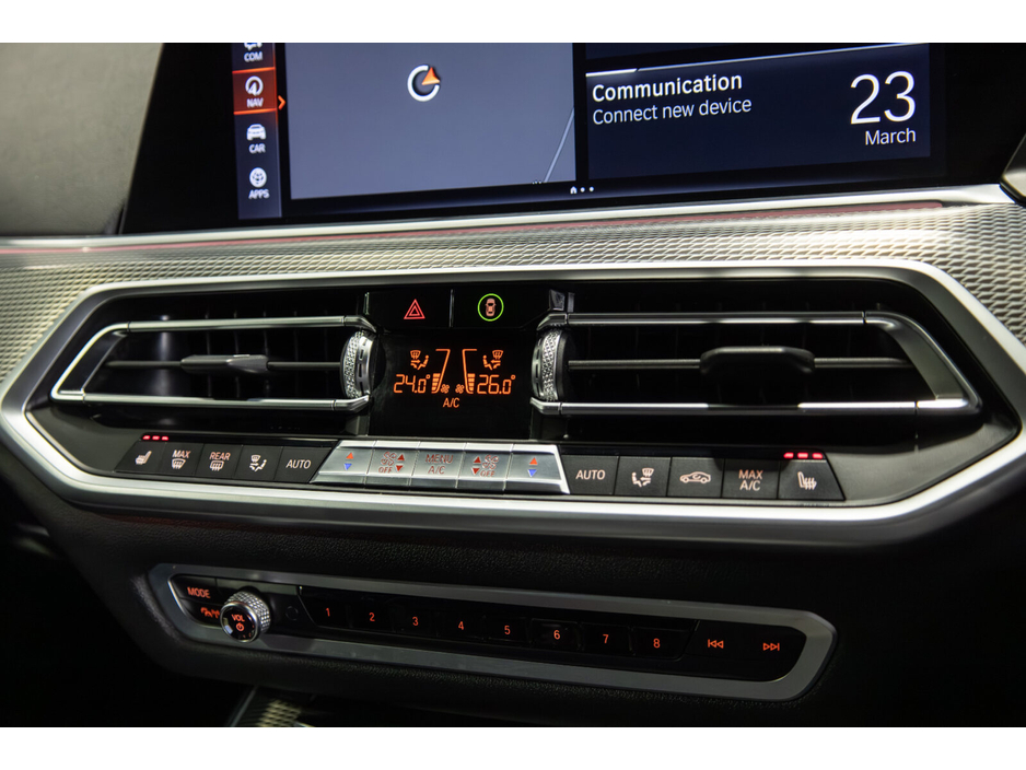 2019 BMW X5 - image 22