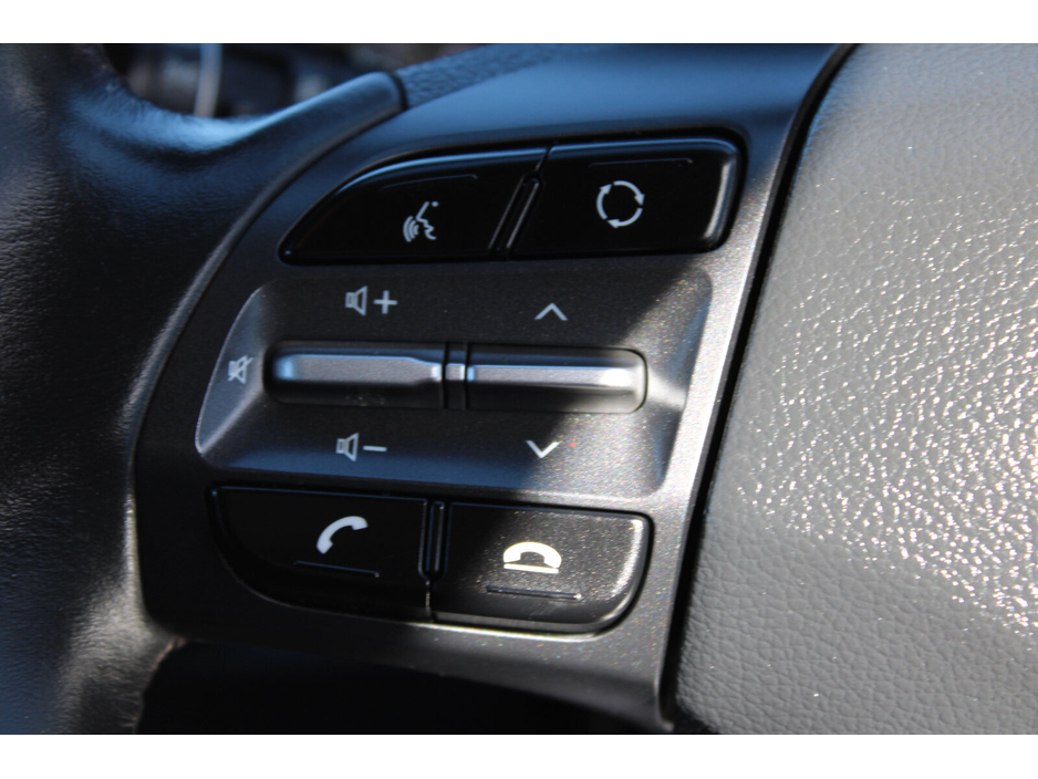 2020 Hyundai Kona - image 21