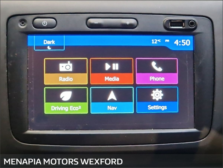 2020 Dacia Duster - image 15