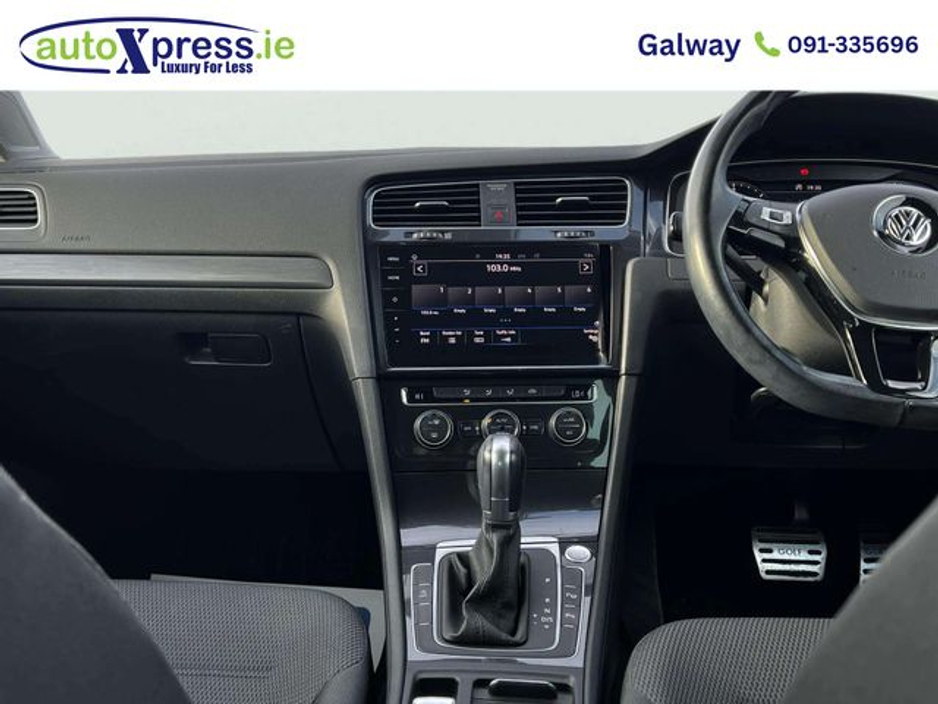 2019 Volkswagen Golf - image 18