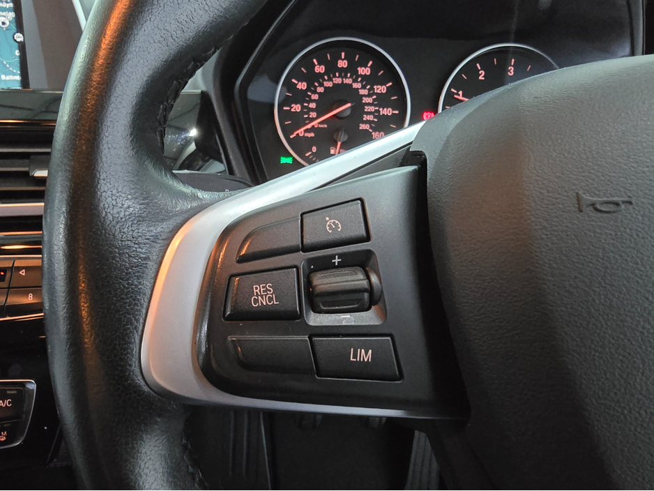 2017 BMW X1 - image 27