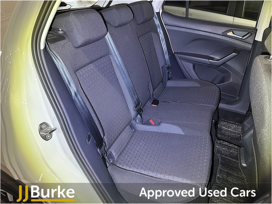 2023 Volkswagen T-Cross - image 27