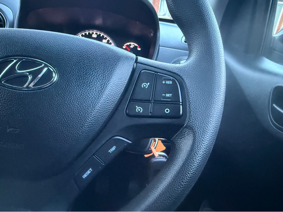 2017 Hyundai i10 1.2 Petrol, Only 90kms, New Nct 09/2027, Bluetooth, Cruise Control, A/C, Ideal Starter Car, 5 Door, Finance Available, Service & Warranty Included, SIMI Dealer, €8,950