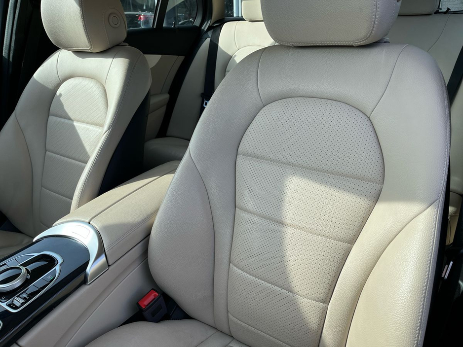 2020 Mercedes-Benz C Class - image 17
