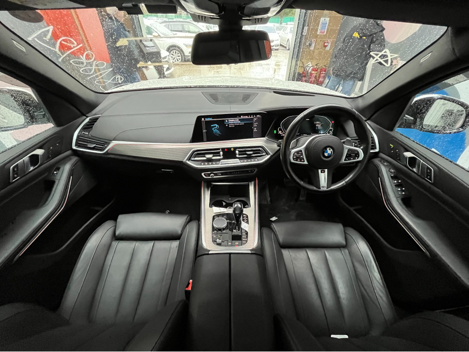 2021 BMW X5 - image 26
