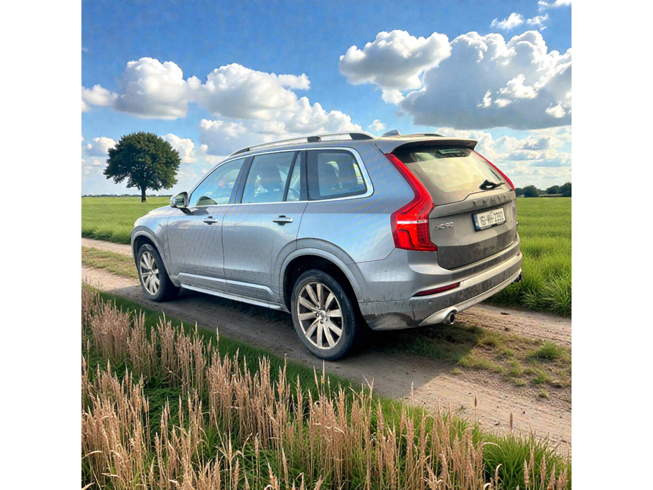 2016 Volvo XC90 2.0 D5 225PS AWD MOMENTUM GEARTRONIC €24,888